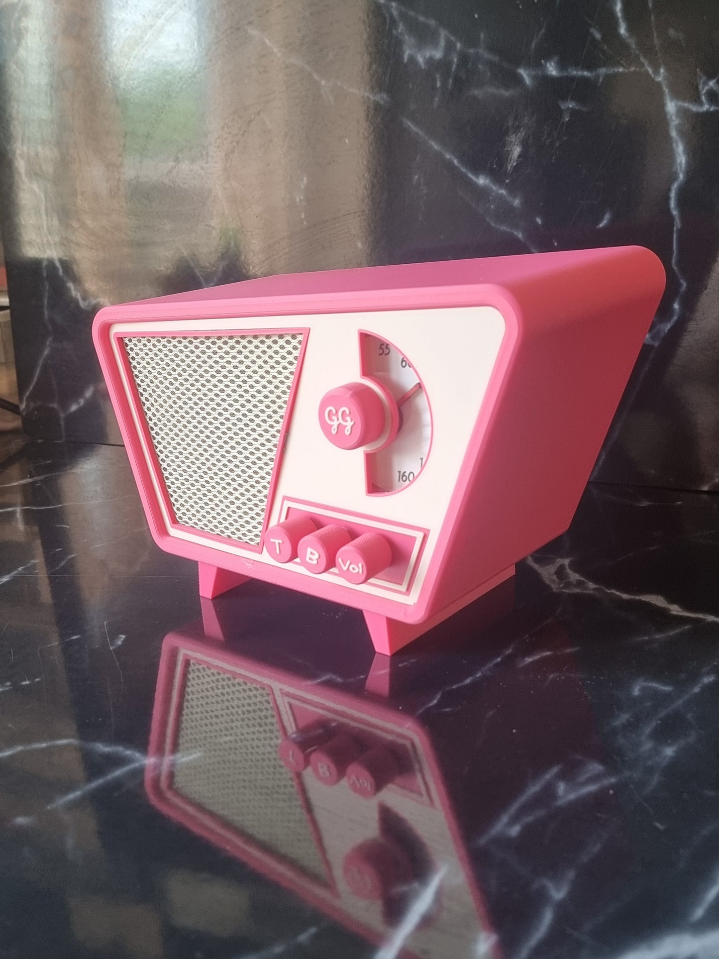 The Jetson, Retro Bluetooth device. Vintage style speaker. 1950s. Pink