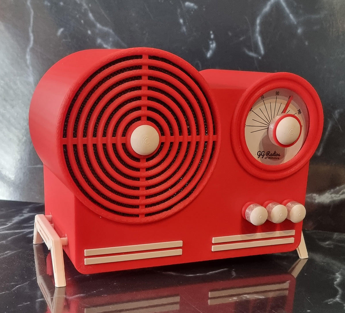 The Orbitron, Retro style bluetooth speaker, Atomic Age, Vintage style.